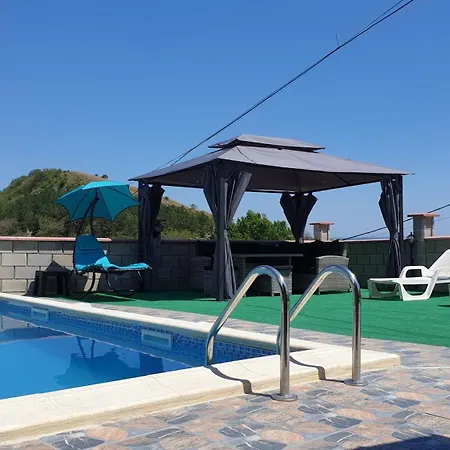 Holiday home евита - град *